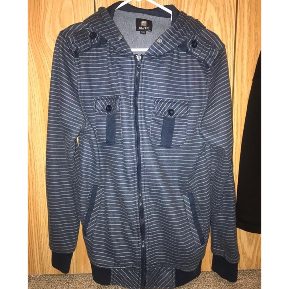 Men’s sweater